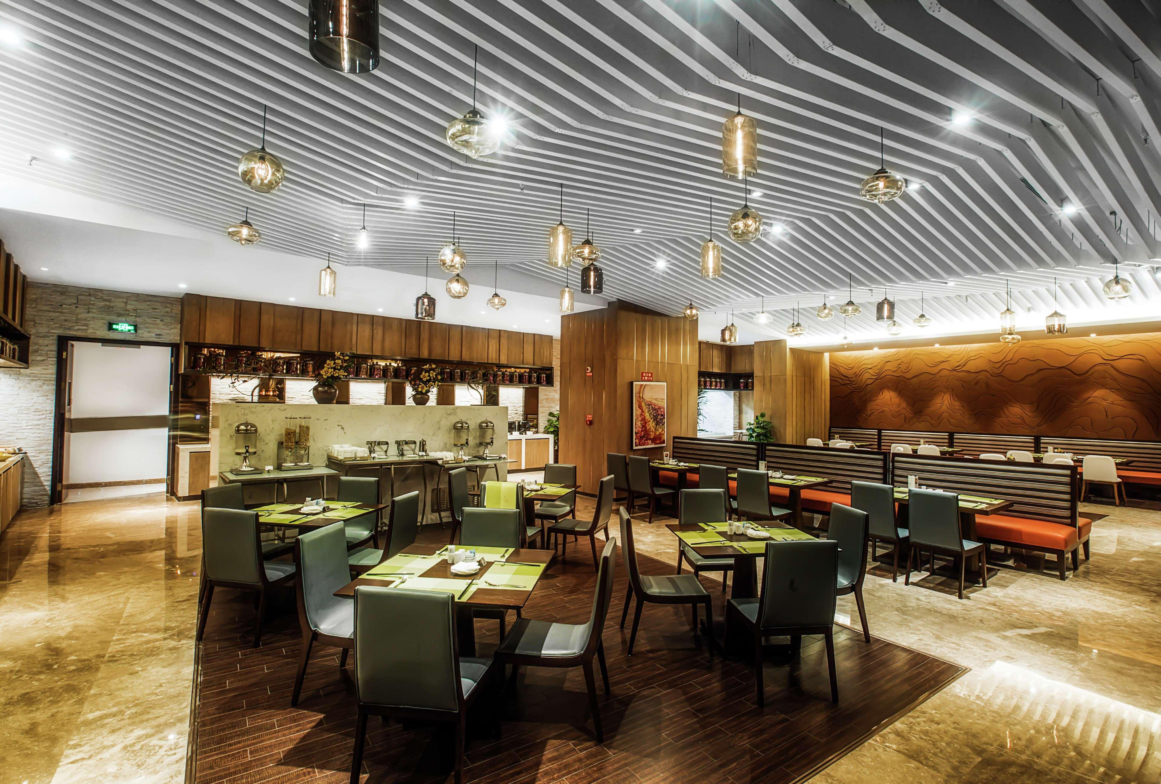 Hilton Garden Inn Guiyang Yunyan Ngoại thất bức ảnh